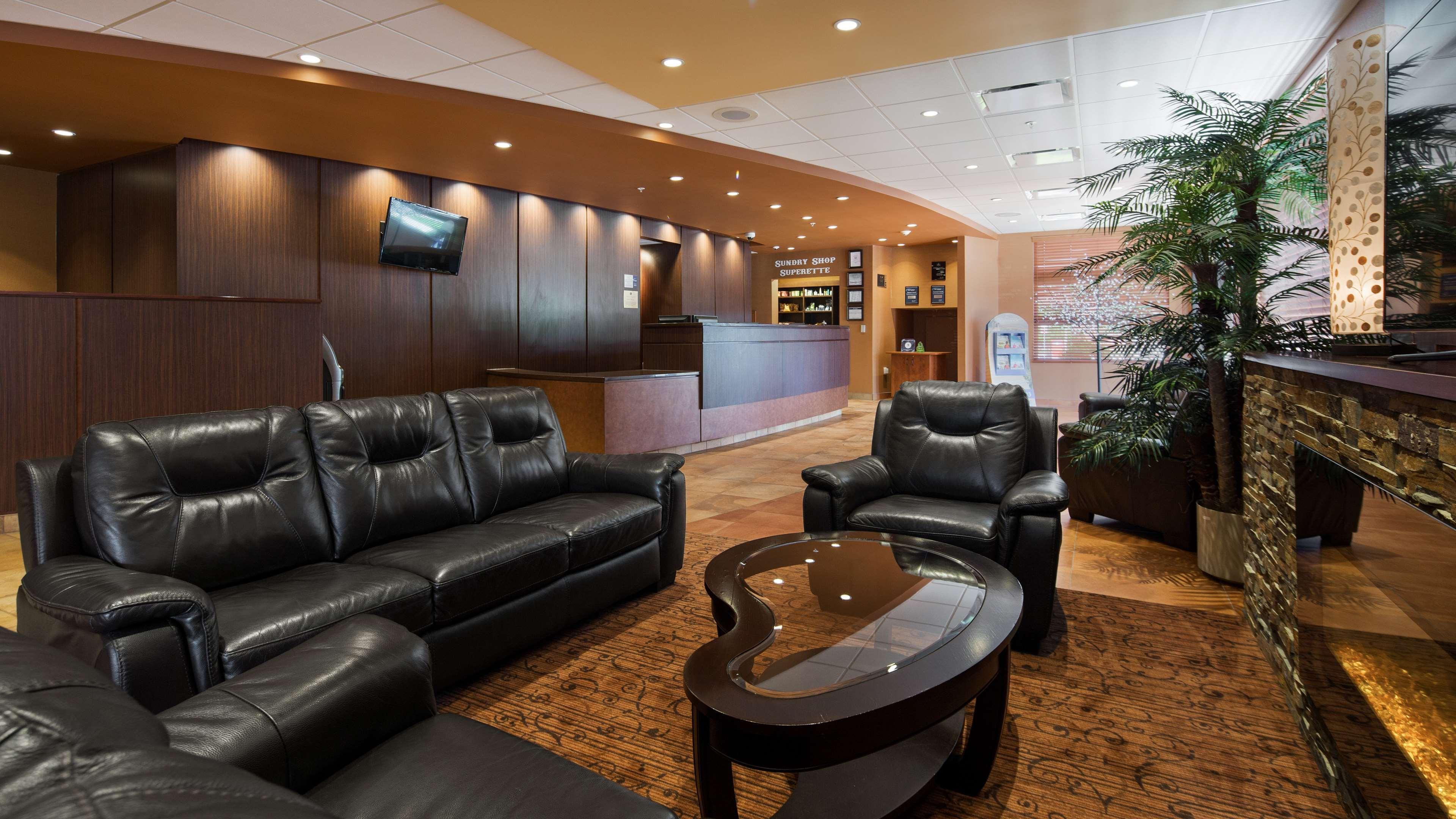 Best Western Plus, Bathurst Hotel & Suites Zewnętrze zdjęcie